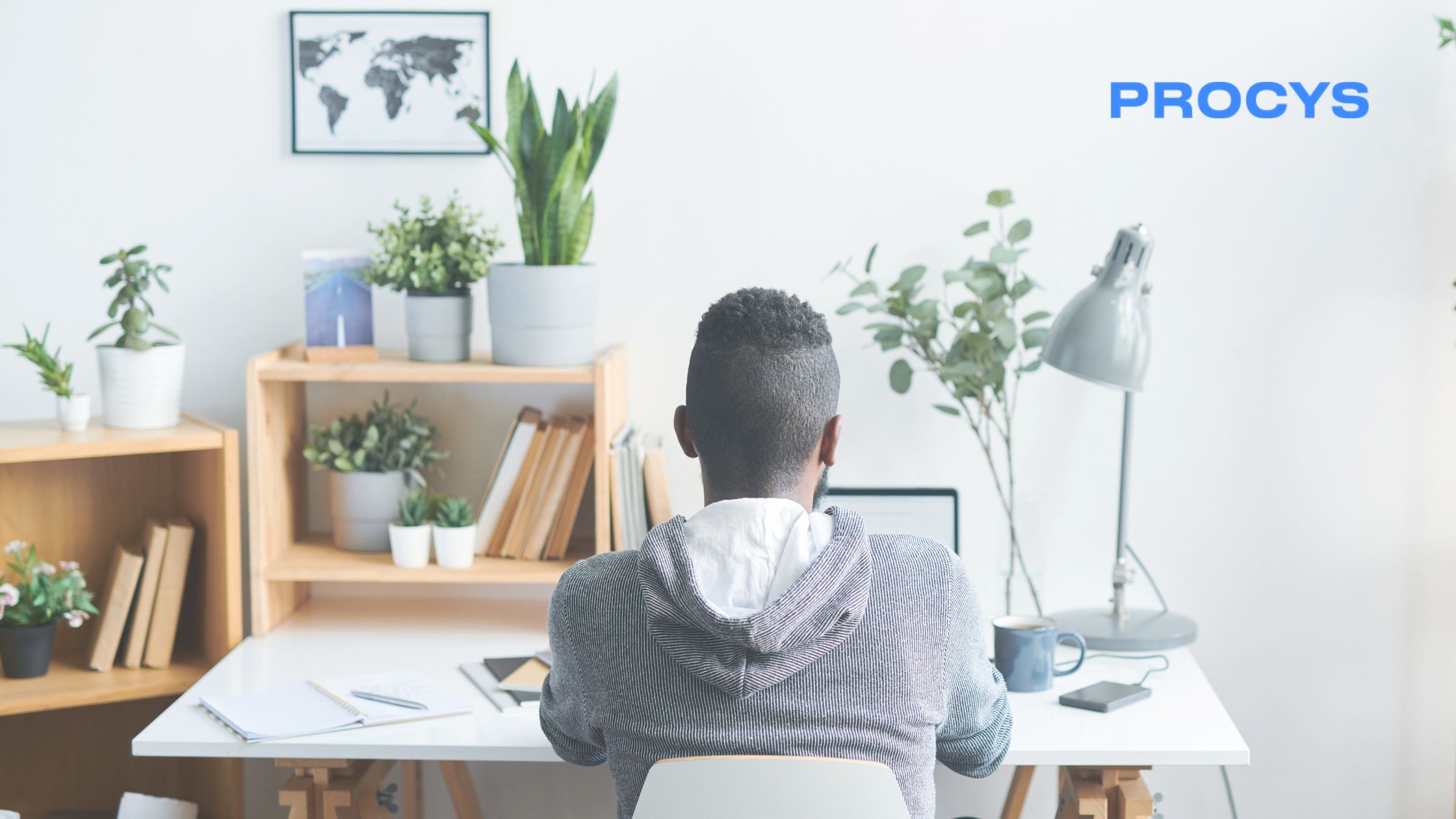 What are the main advantages and disadvantages of being freelance